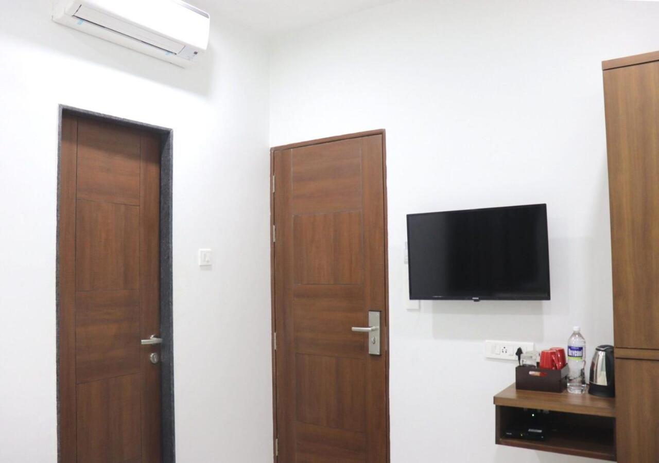 Sharman Suites Пуна Экстерьер фото
